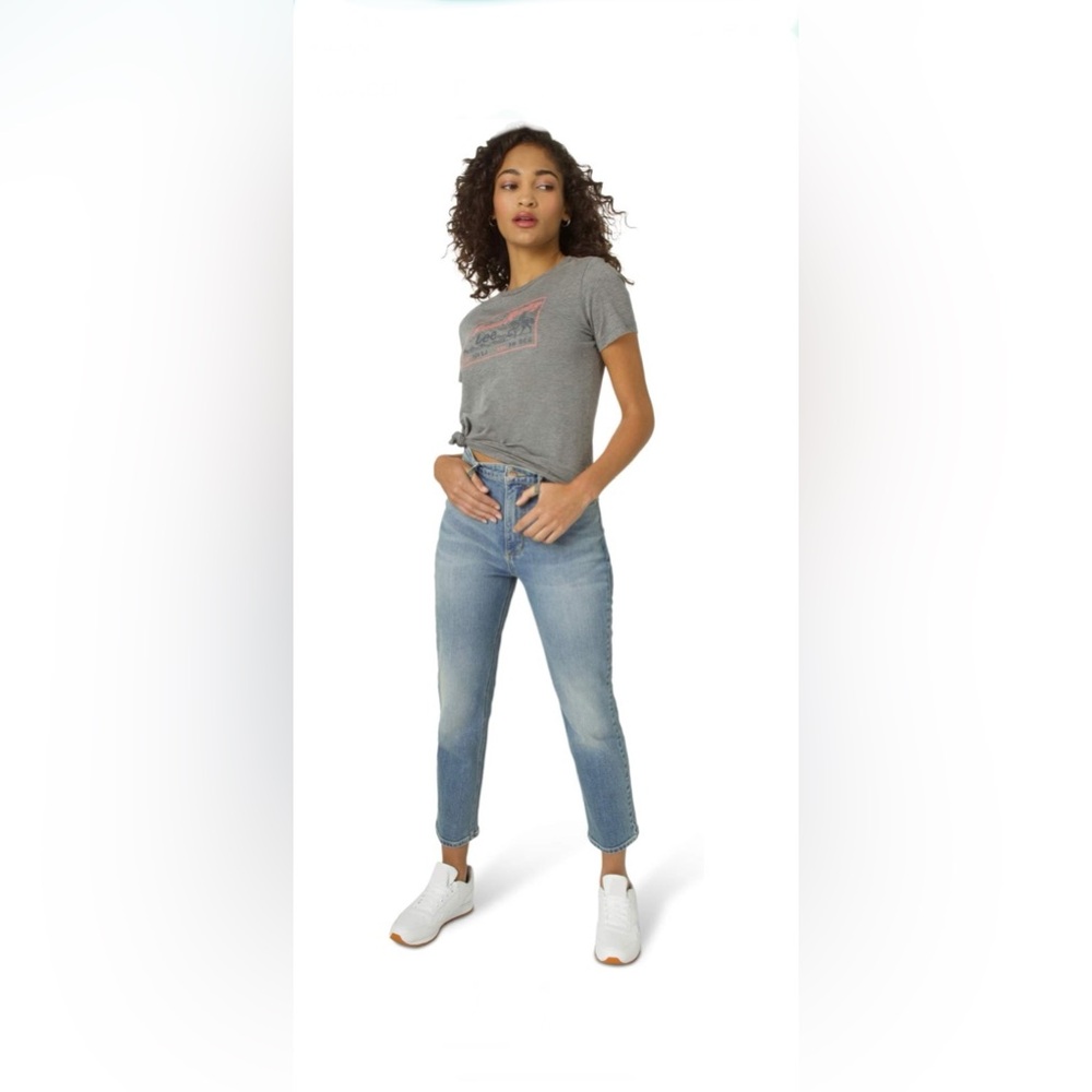Lee Women’s Light Blue High Rise Straight Leg Ankle Jeans NWT